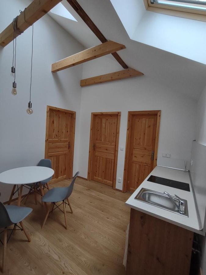 Pekloveske Apartmany V Ceskem Raji Železnice Dış mekan fotoğraf