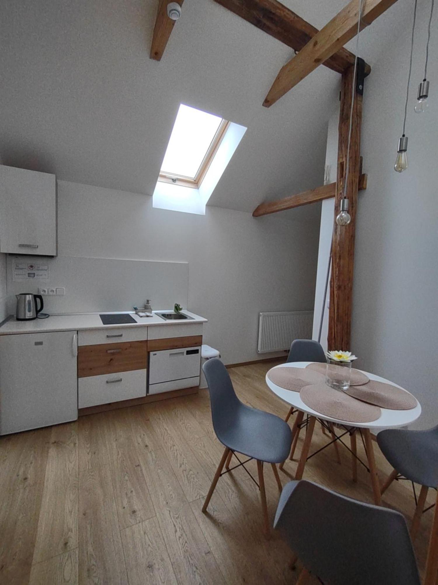 Pekloveske Apartmany V Ceskem Raji Železnice Dış mekan fotoğraf