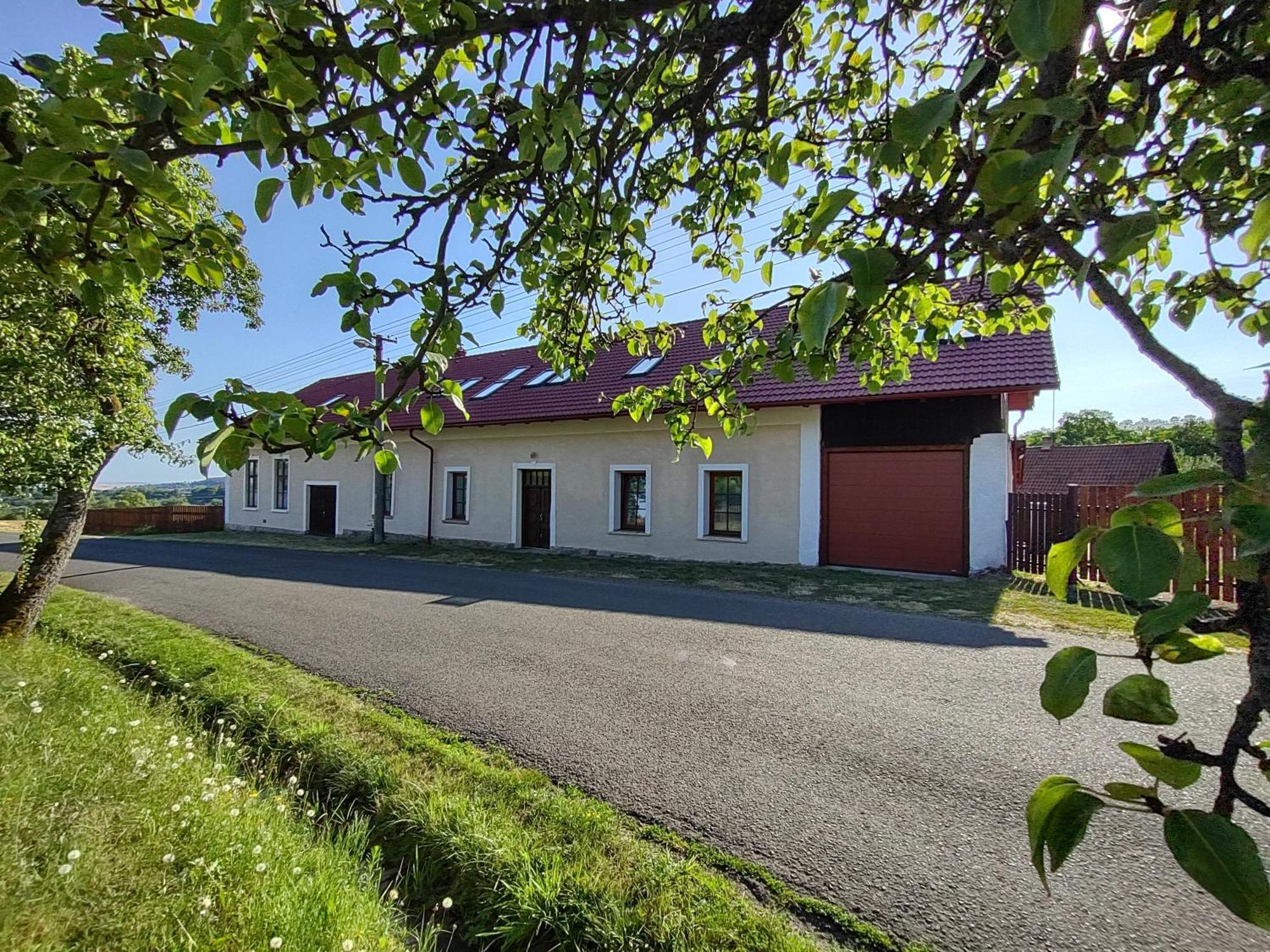 Pekloveske Apartmany V Ceskem Raji Železnice Dış mekan fotoğraf
